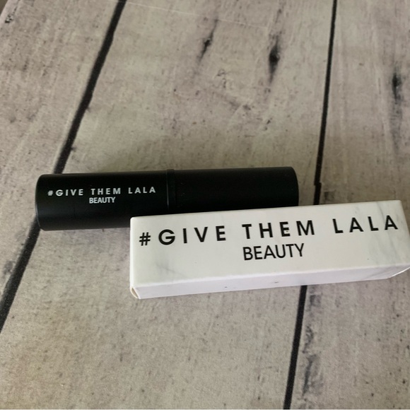 New # GIVE THEM LALA BEAUTY Highlighting Stick - Frozen Full Size. - Picture 2 of 2